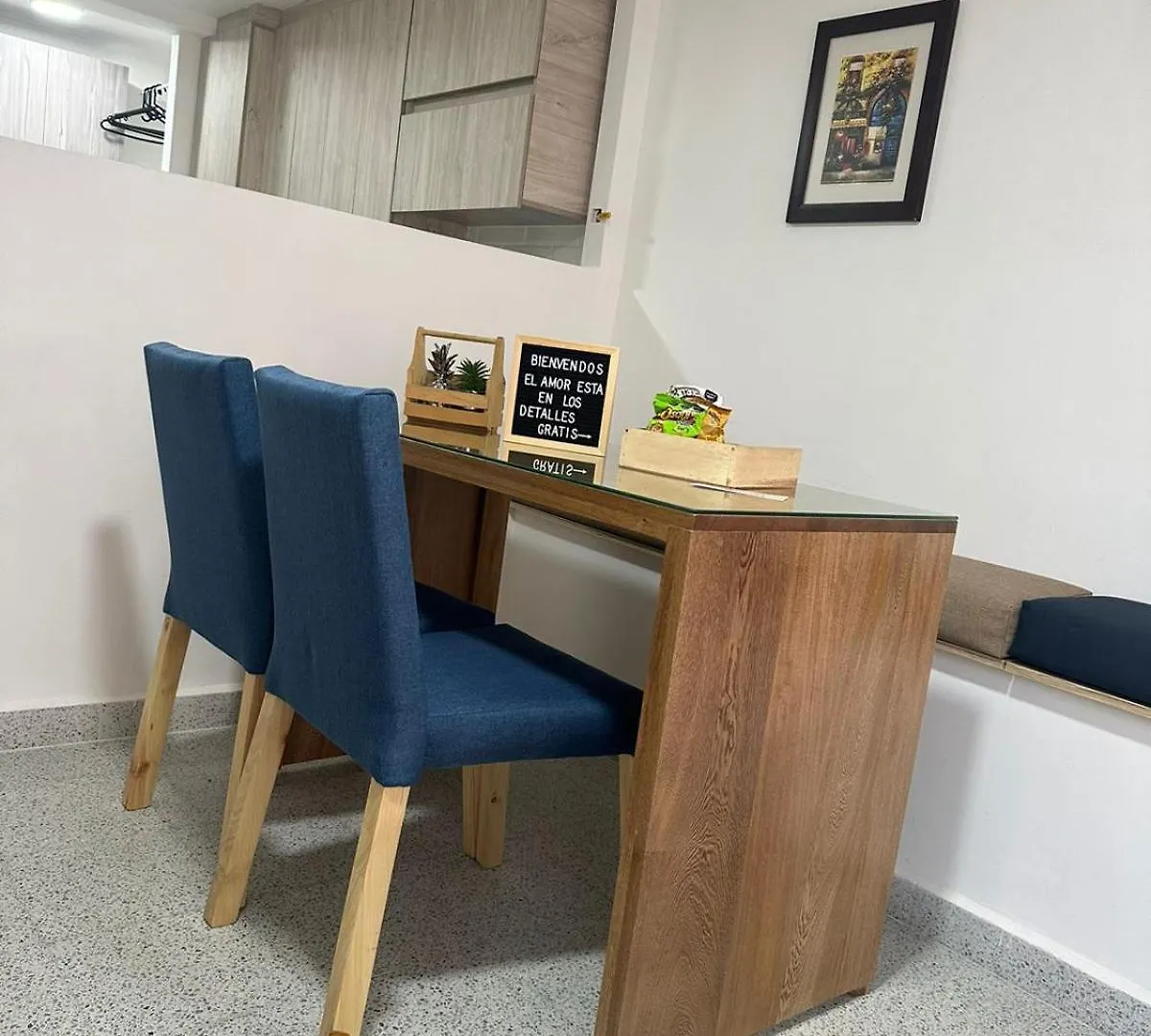 Loft Central, Cerca A Laureles Guarda Meletas Gratis!! Μεντεγίν