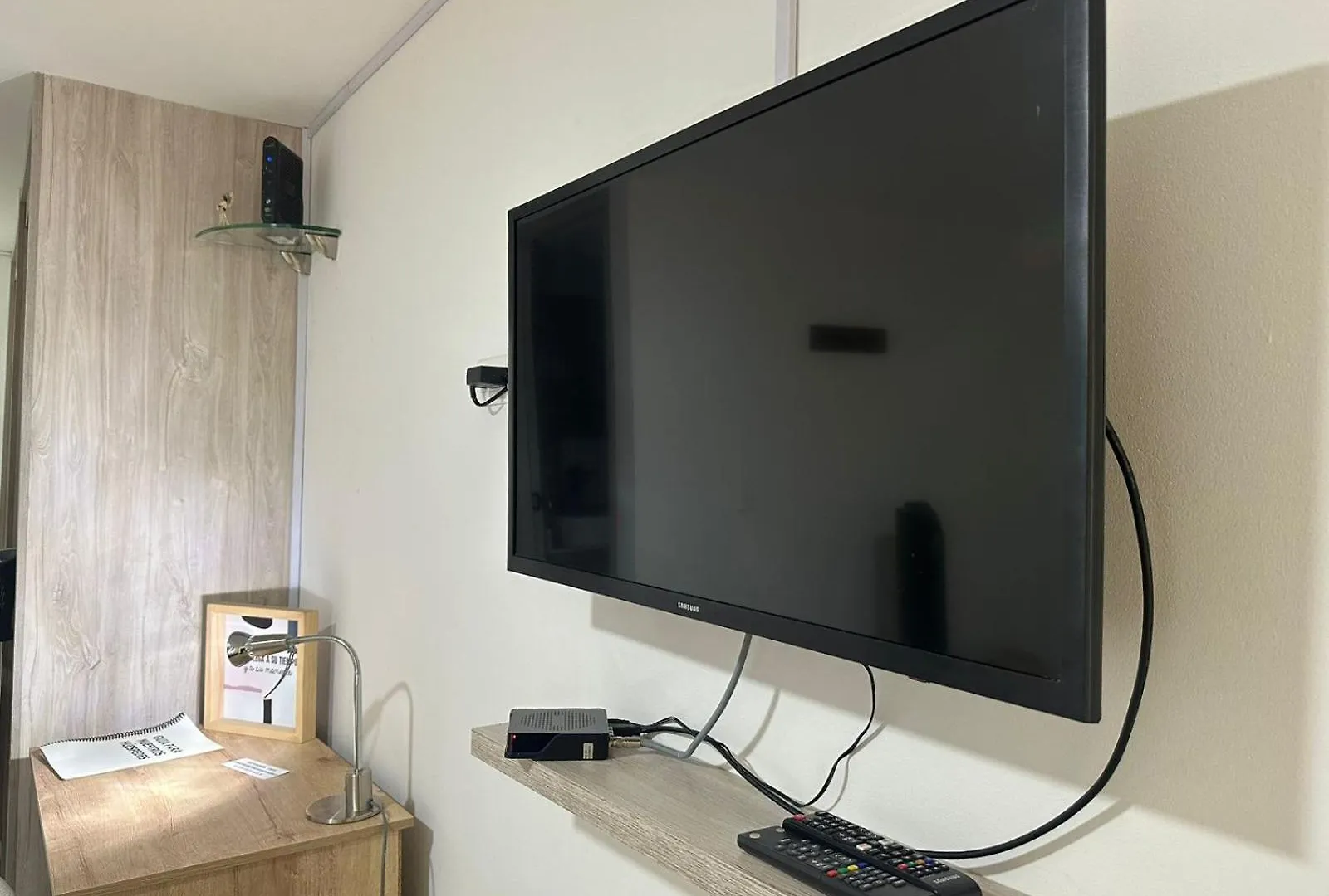 Loft Central, Cerca A Laureles Guarda Meletas Gratis!! Medellin