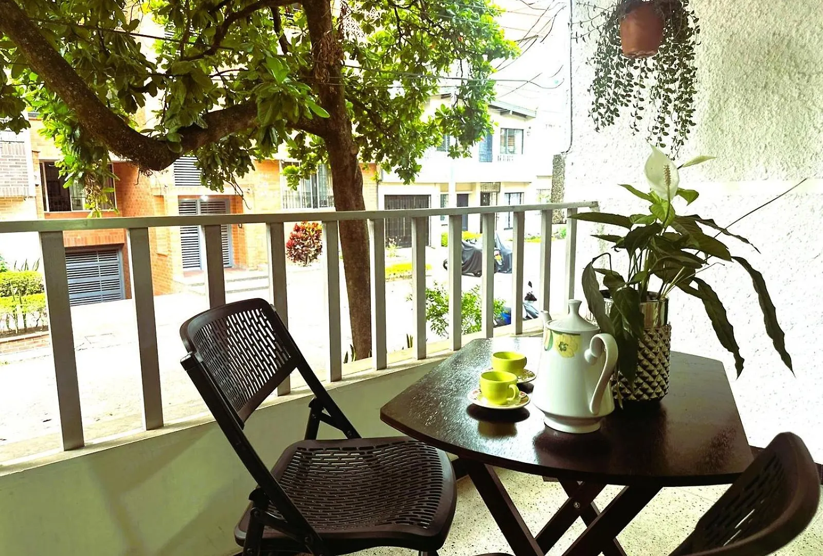 Loft Central, Cerca A Laureles Guarda Meletas Gratis!! Medellin Colombia
